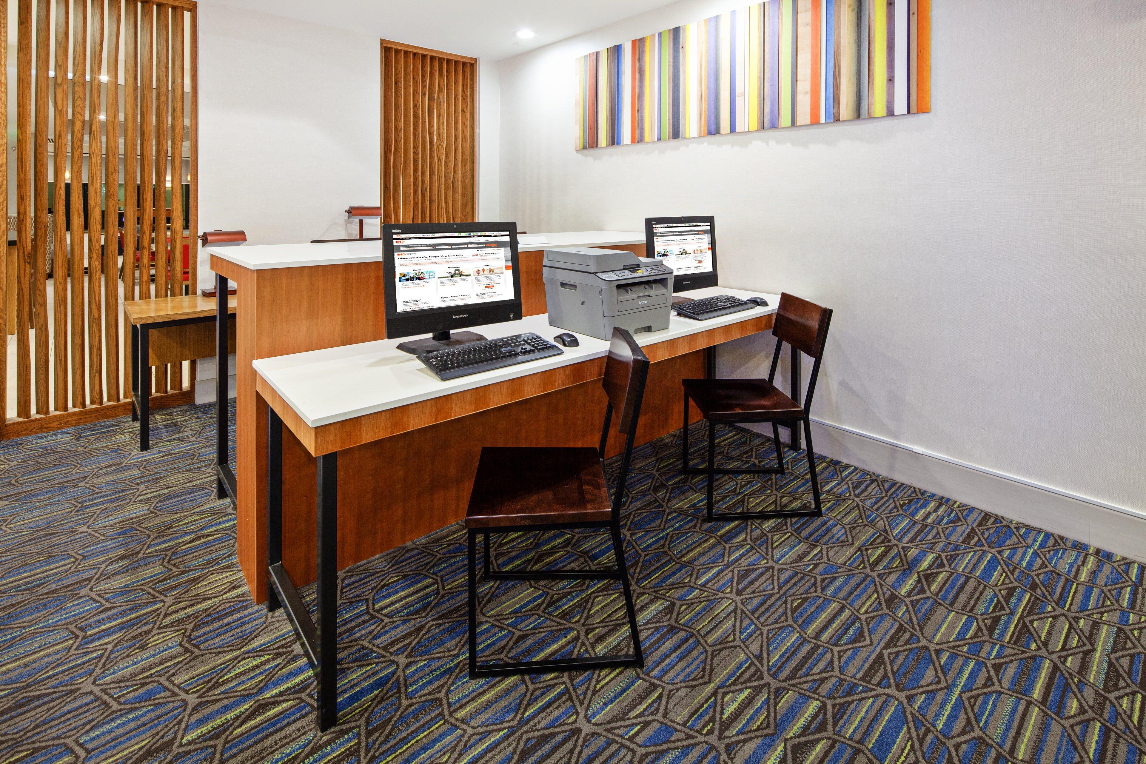 Holiday Inn Express & Suites Clovis Fresno Area By Ihg Exterior photo